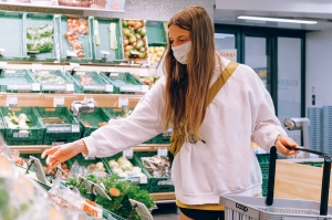 Grocery Shopping Without the Noise: Building Your Own Health-Friendly List Grocery Shopping Without the Noise: Building Your Own Health-Friendly List
